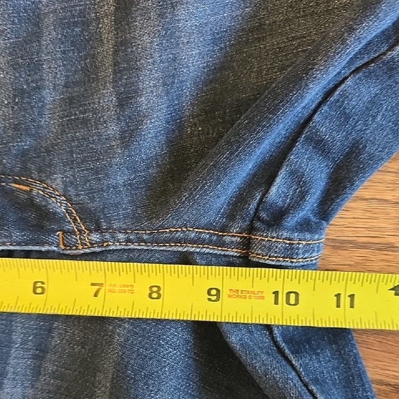 Judy Blue Wide Crop Jeans EUC - Women's Size 1/25 - Picture 10 of 13